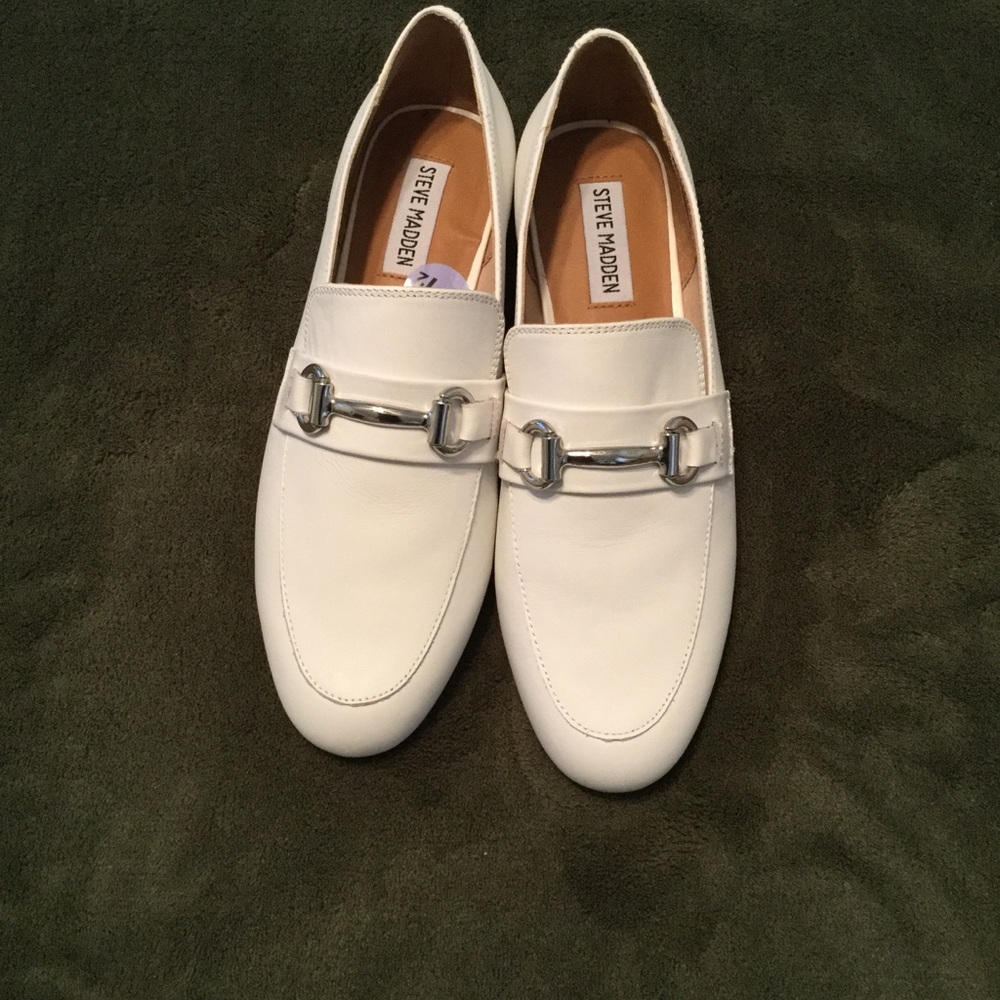 Steve Madden - white loafer - Picture 1 of 3